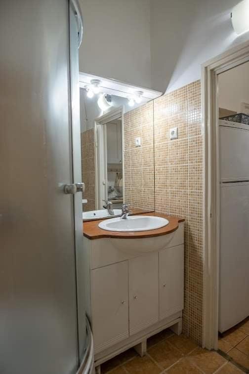 Peaceful Central Stay Gozsdu Budapest Esterno foto